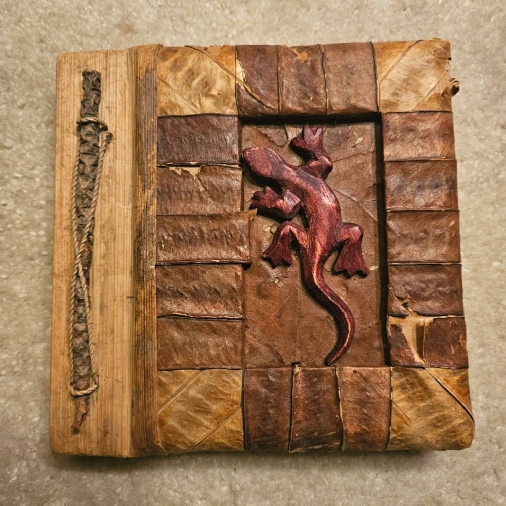 Primitive Photo Album Scrapbook Wooden Gecko Plant Leaves Handmade Gorpcore